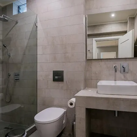 Despina Lejlighed Polychrono