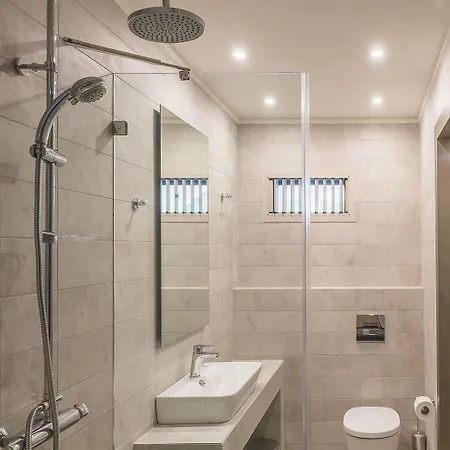 Despina * Polychrono